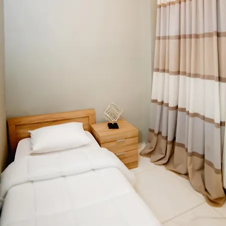 Camara Expoboutique Family Msliving